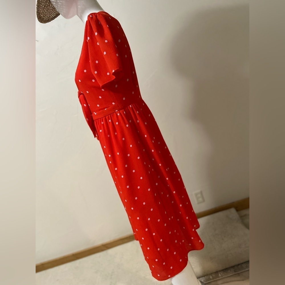 Everly~NWOT~Orange/White Polka Dot Crepe~Peek-A-Boo Front Tie~Midi Dress~Size M - Picture 10 of 16